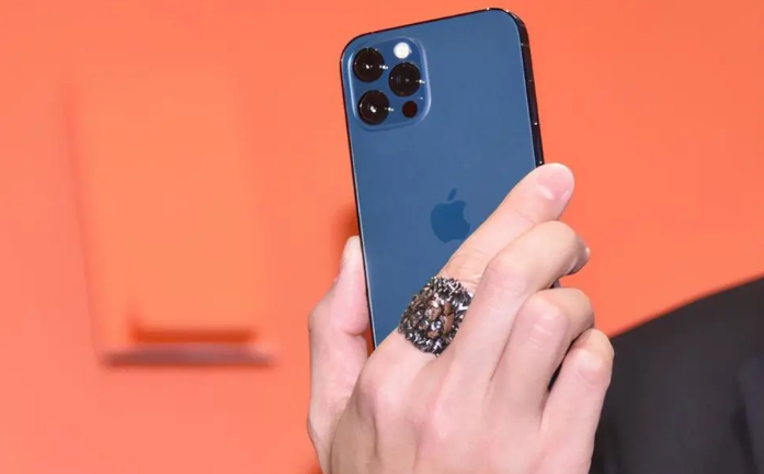 德阳苹果手机维修分享iPhone12系列重启方法教程 